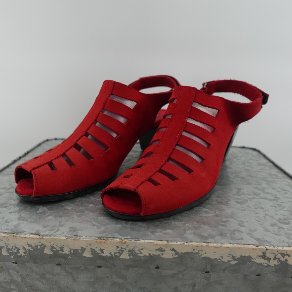 Munro American Red Suede Cage Peep Toe Slingback Block Heels Sandals 9N M471136
